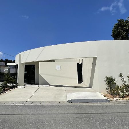Villa Life Indah Sumuide 나고 외부 사진